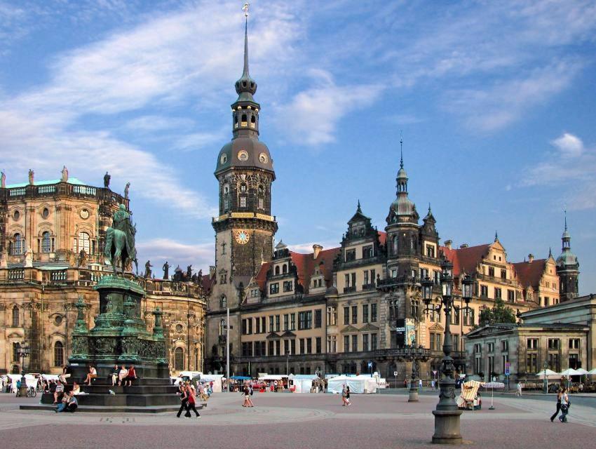 Schones Zimmer Naher Bahnhof Neustadt Dresden Zentral Wlan ภายนอก รูปภาพ